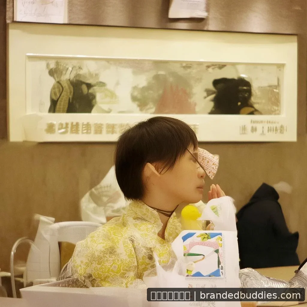 新葡京线上娱乐 - 头部网红短剧爆款 新葡京线上娱乐 剧情反转套路解析 配图1